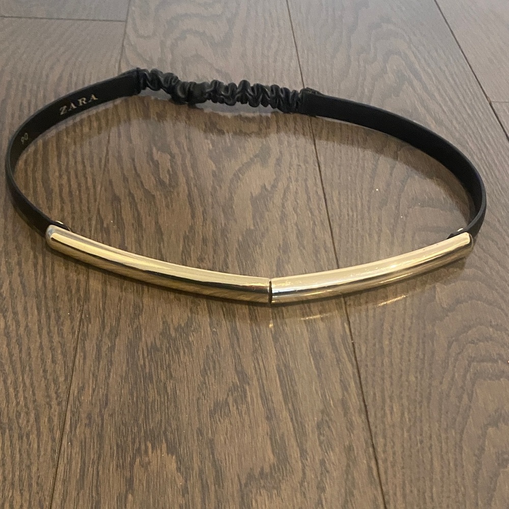 Zara Elegant Black and Gold Hairband